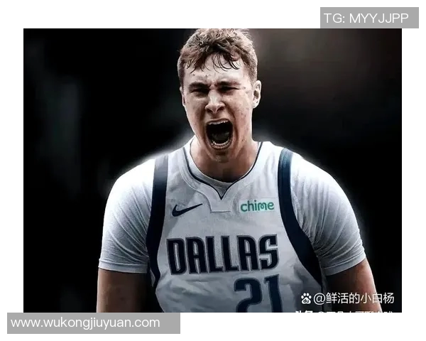 镜头捕捉:独行侠赛场小动作引发热议 镜头捕捉:独行侠赛场小动作引发热议